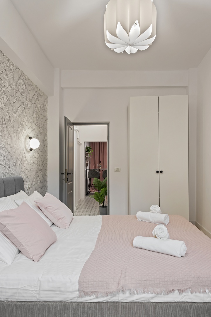Old Town Comfort - Bedroom 2