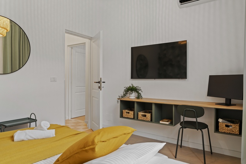 Old City Rise Apartment - Bedroom 2