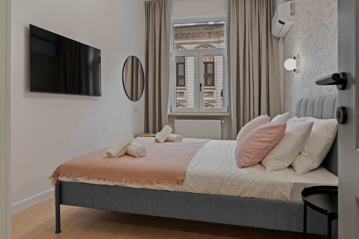 Old Town Comfort - Bedroom 2