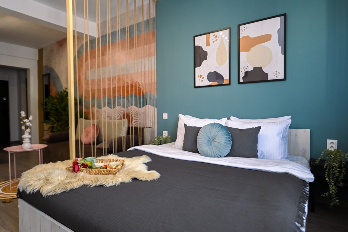 Timeless Elegance: Studio in the Heart of Old Town - Bedroom