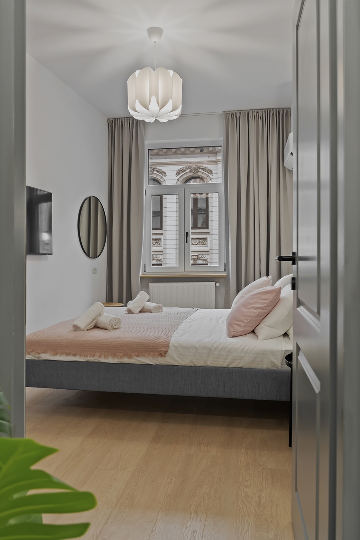 Old Town Comfort - Bedroom 2