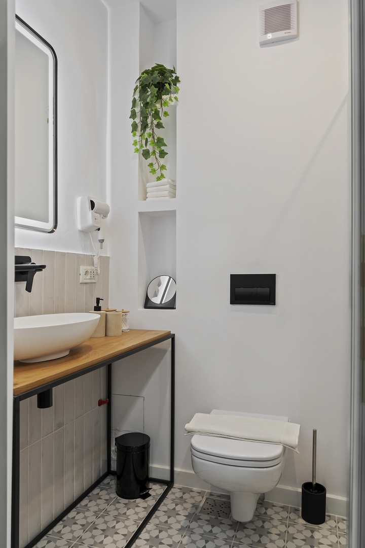 Old Town Comfort - Bathroom