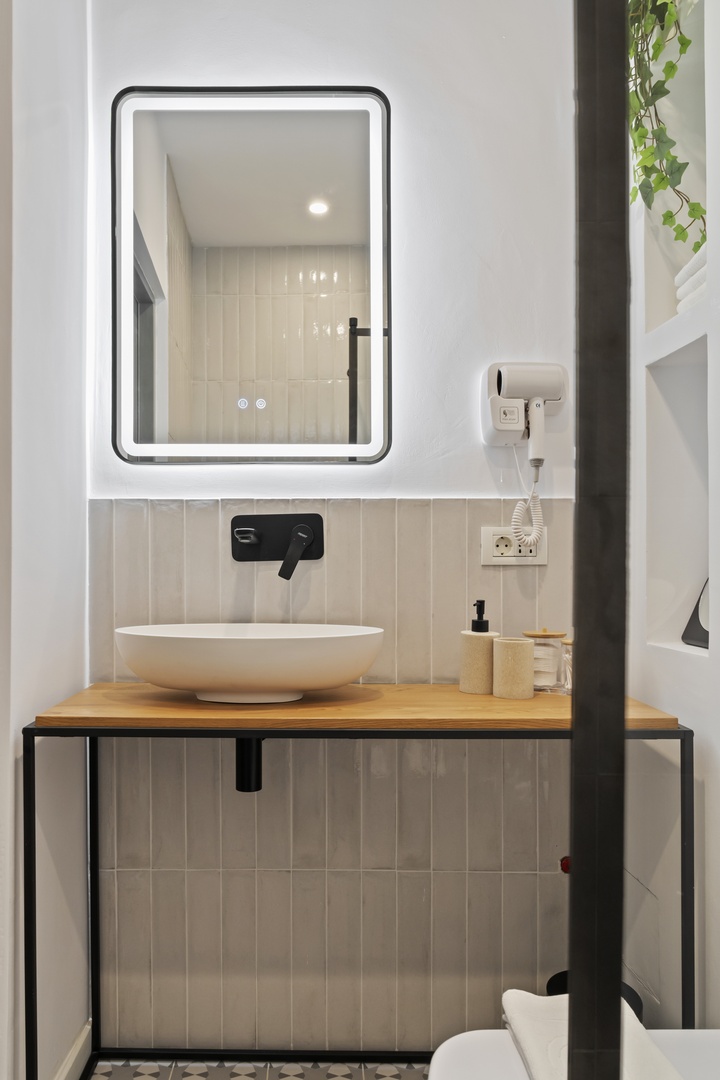 Old Town Comfort - Bathroom